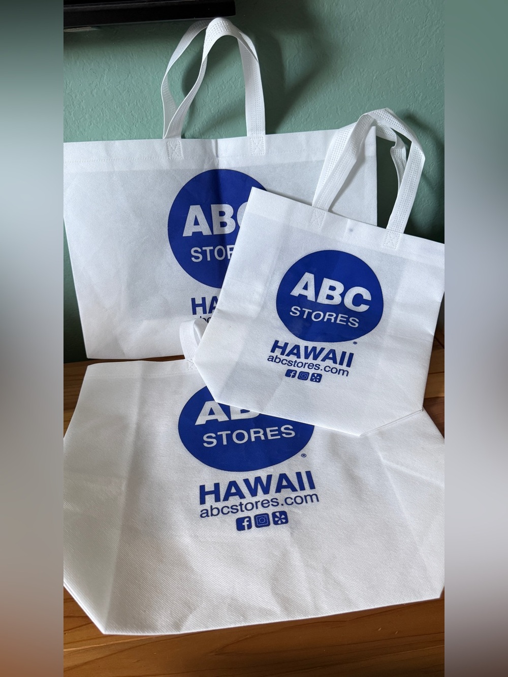Lot of 3 ABC Stores Hawaii Reusable Shopping Tote Bags White Non-Woven Gift Bags